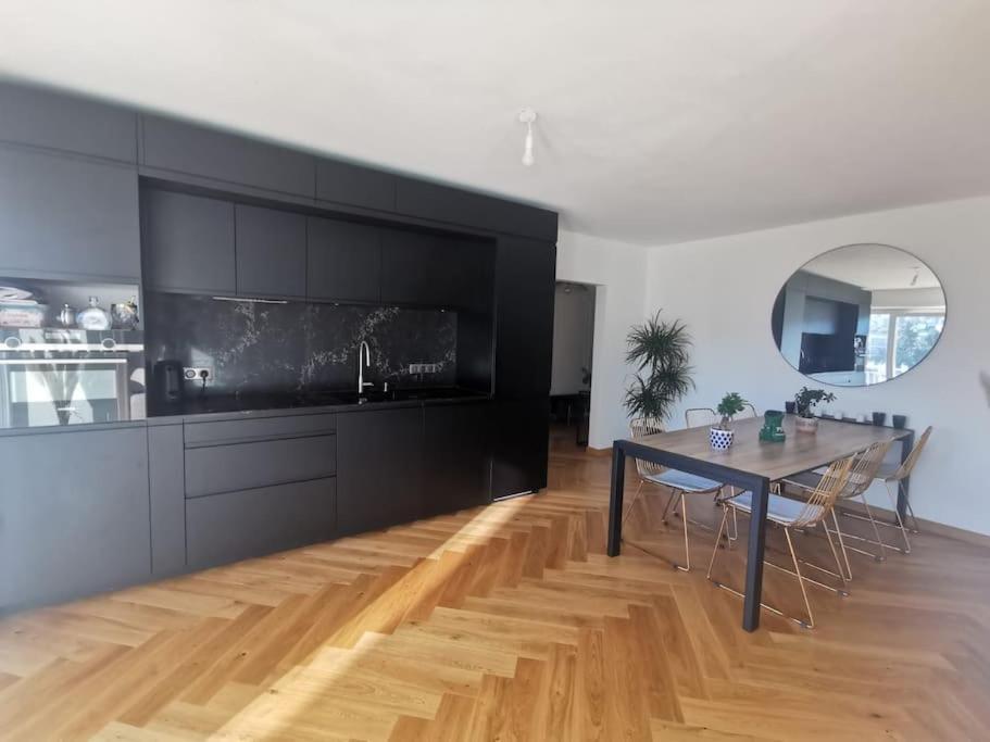 Le Parmelan - Grand Appartement Familial Avec Vue Sur La Montagne Аннесі Екстер'єр фото